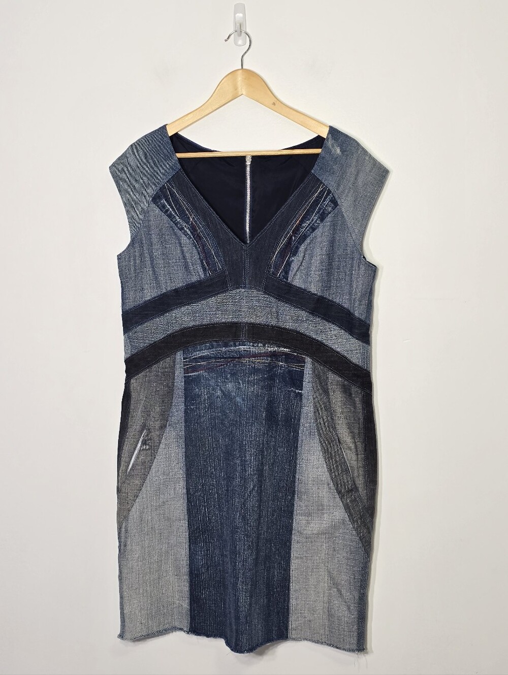 Handcrafted Multiple Tone Blue Denim Jeans Sleeveless Zip Back Deep VNeck Dress - Picture 3 of 12